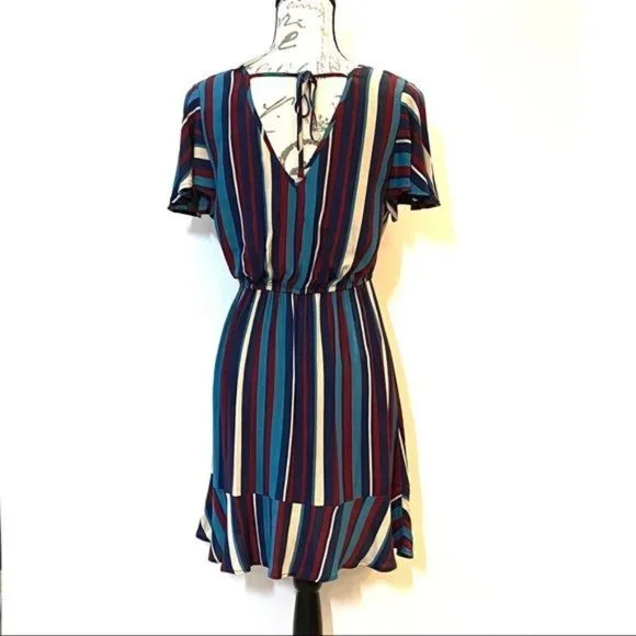 Band of Gypsies Annie Short Sleeve Ruffle Dress XS - Picture 9 of 15